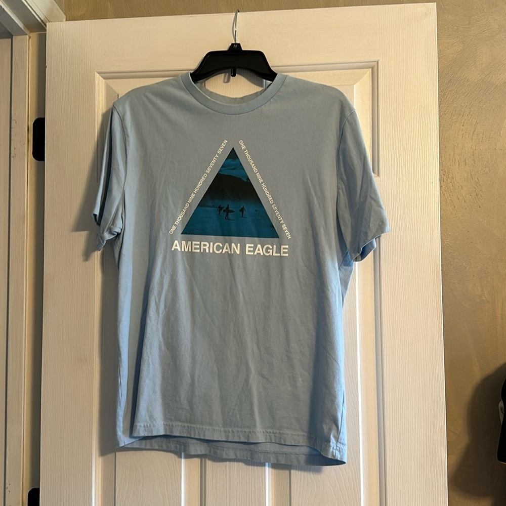 American Eagle short sleeve tee